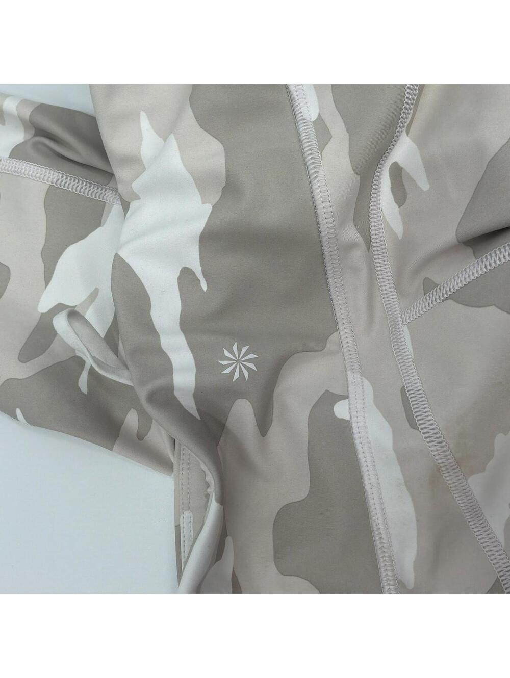 Athleta Winter Camo White Cropped Leggings Size LP - Picture 6 of 7